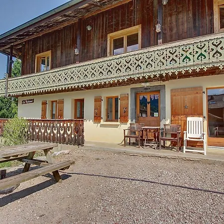 Chalet Nahanni *